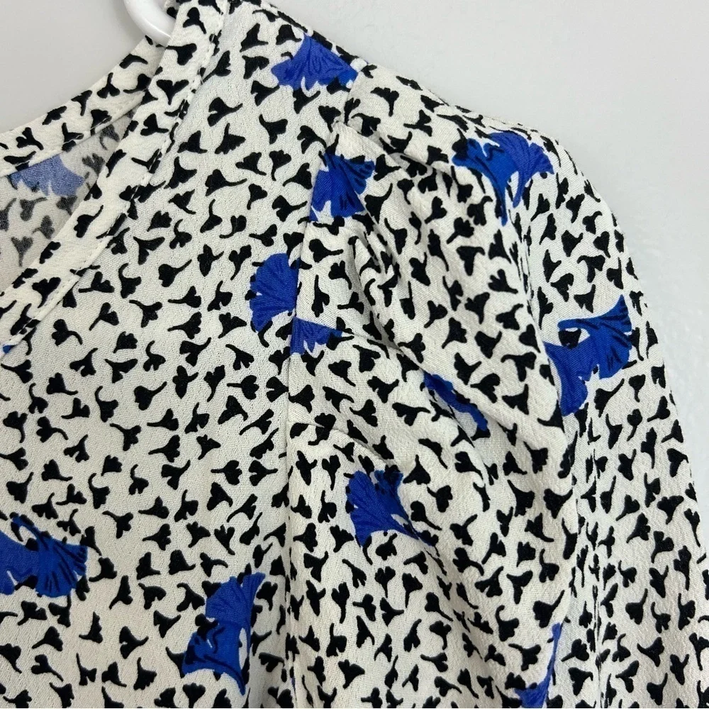 MAJE Lensam Floral Leaf Blue/White V-neck Short Puff Shoulder Blouse Size Small